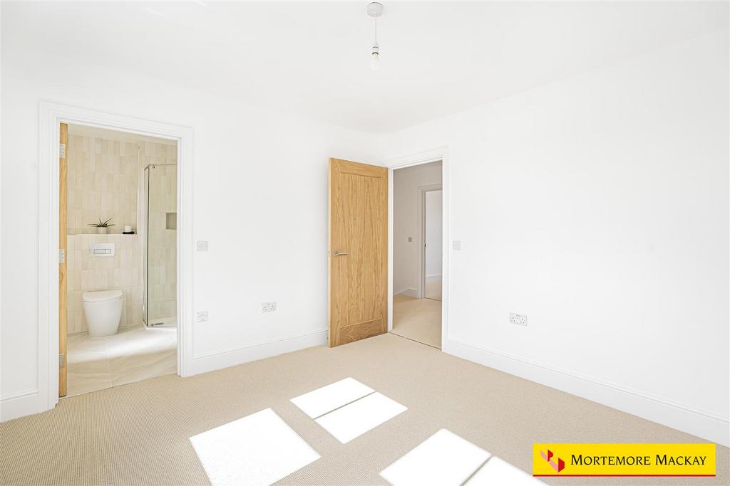 13 63316 watermarked.jpg