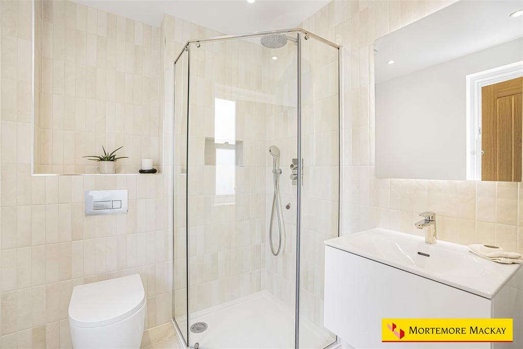 14 63316 watermarked.jpg