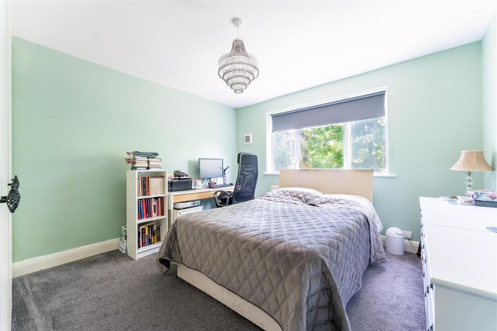 7 Campbell Bed 1.jpg