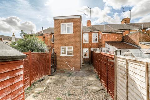 3 bedroom terraced house for sale, Beaconsfield Place, Newport Pagnell MK16