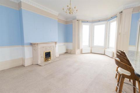 1 bedroom flat for sale, Warkworth Terrace, Tynemouth, North Shields