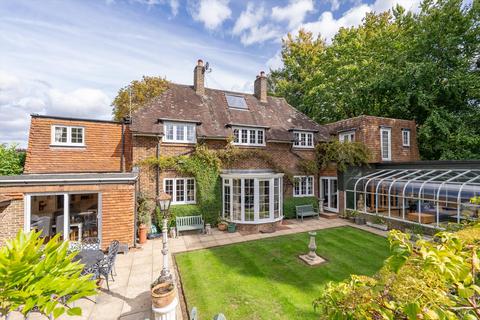 31 The Ridgeway, Fetcham, Leatherhead, KT22 9BB