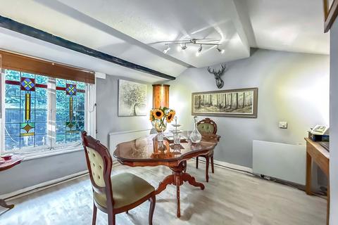 2 bedroom cottage for sale, Sallys Lane, Southport PR9