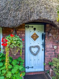 3 bedroom cottage for sale, Sallys Lane, Southport PR9