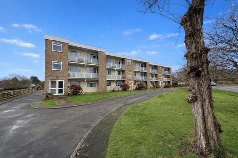 2 bedroom flat for sale, Collington Lane East, Bexhill on Sea, TN39