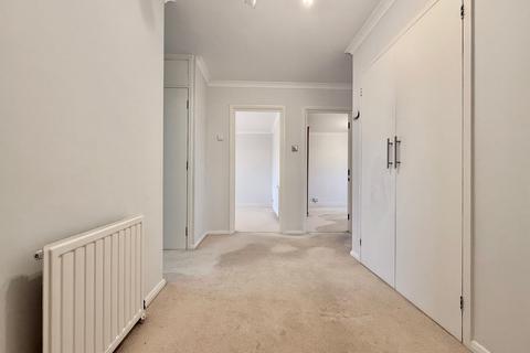 2 bedroom flat for sale, Collington Lane East, Bexhill on Sea, TN39