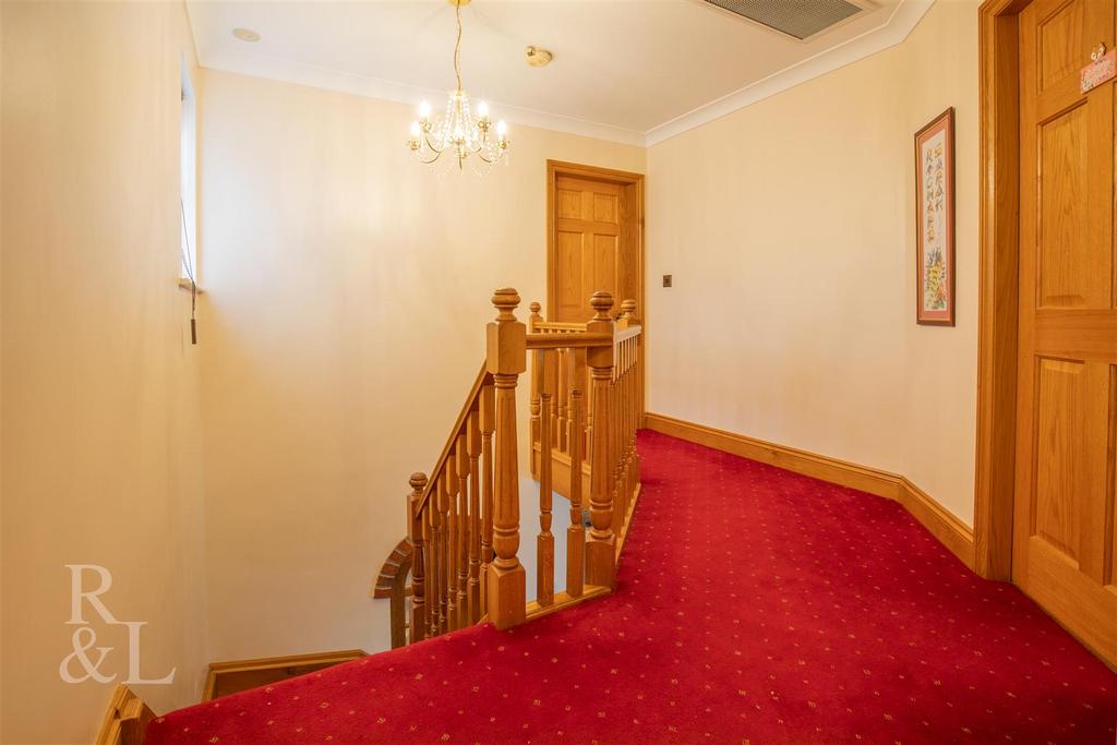 11 Dog Lane (22).jpg