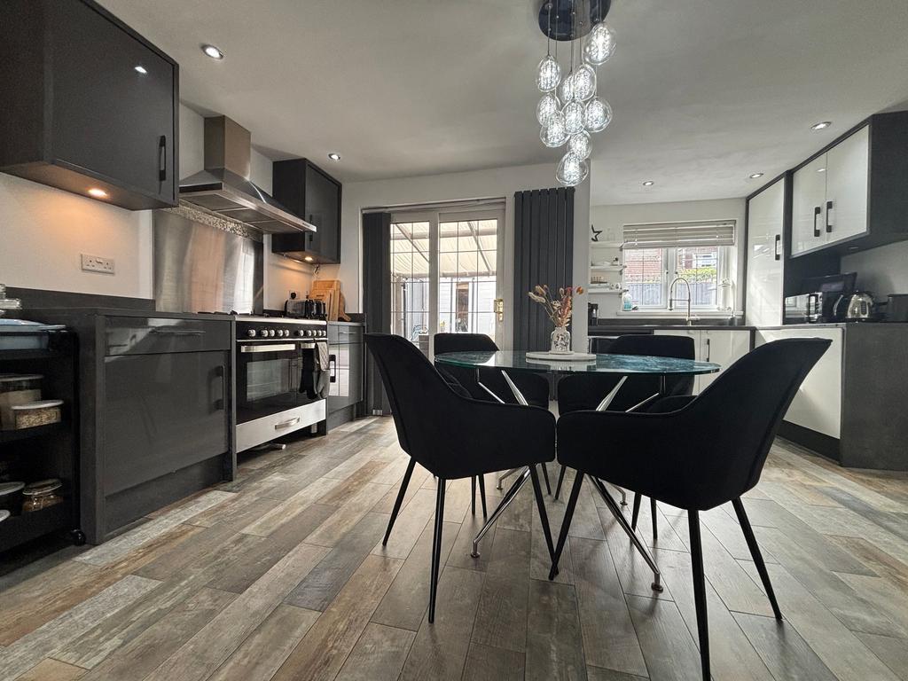 Lounge/Diner/Kitchen