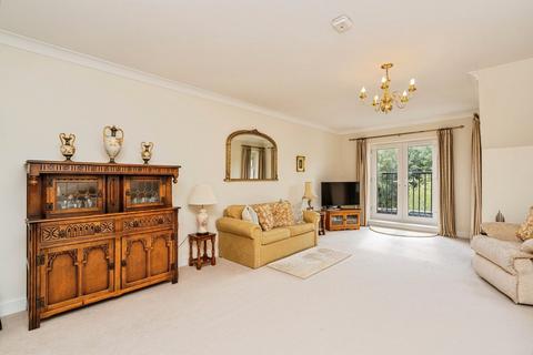 undefined, Tudor Court, Liphook GU30