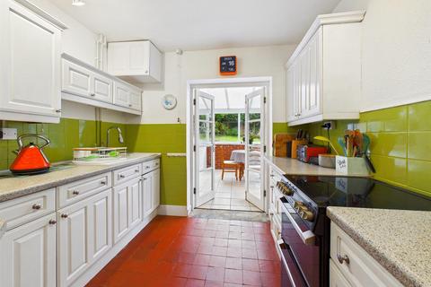 5 bedroom semi-detached house for sale, David Avenue, Pontesbury, Shrewsbury