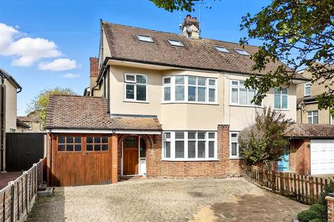 Second Avenue, Chelmsford, CM1