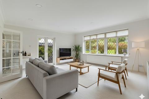 undefined, Covert Way, Barnet, EN4