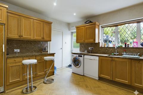 undefined, Covert Way, Barnet, EN4