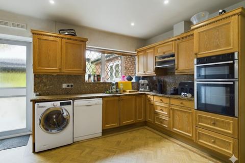 undefined, Covert Way, Barnet, EN4