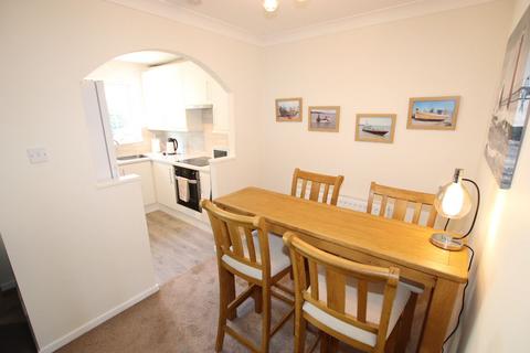 2 bedroom bungalow for sale, Lyon Close, Clacton on Sea, CO15