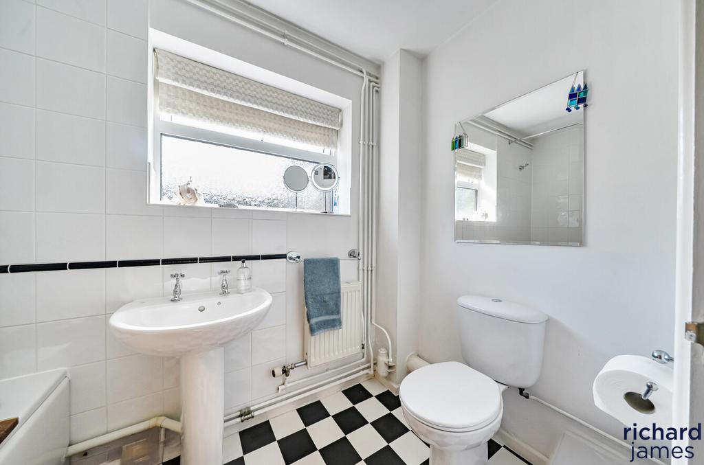 46d5e99ceda44031800deada2b12788e