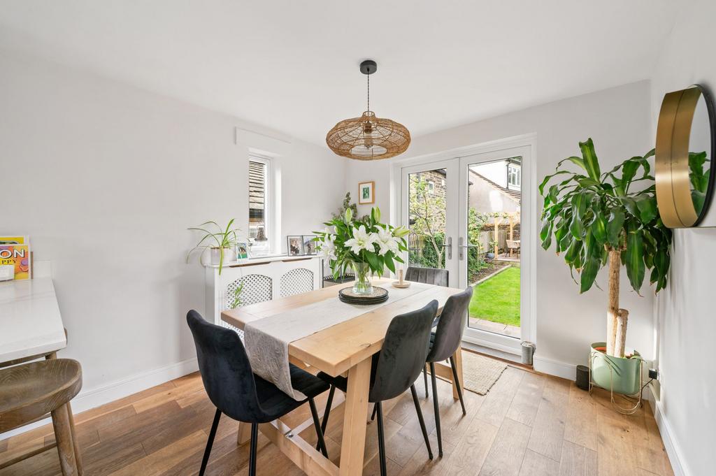 Open plan dining kitchen