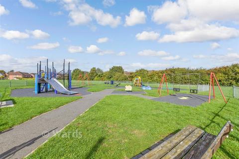 17 Bodkins Close, Boughton Monchelsea, Maidstone, ME17 4TS