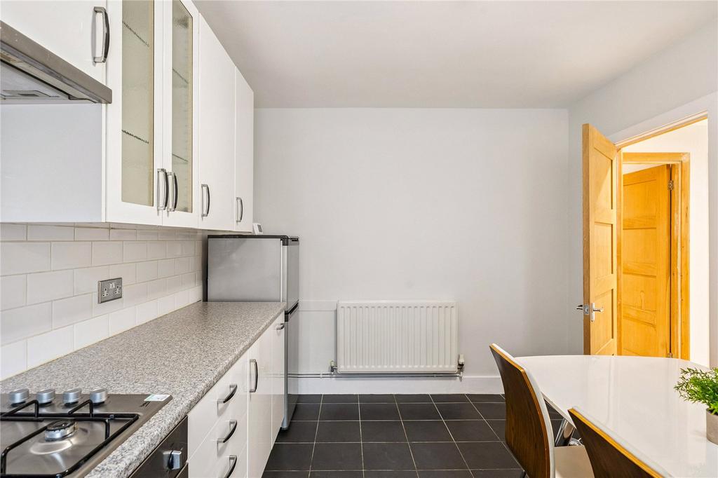 Apartment in London - More