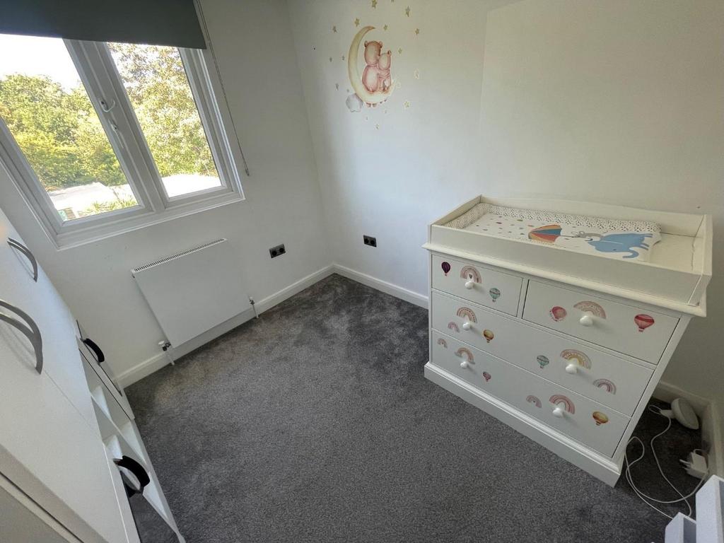 BEDROOM 4.jpg