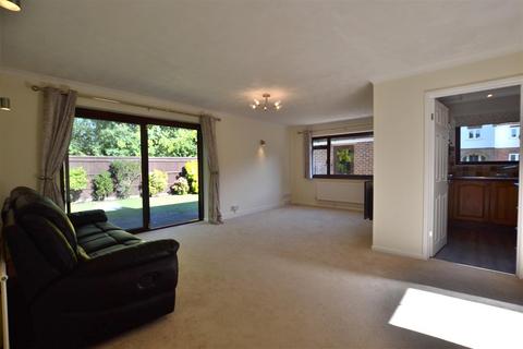 undefined, Fugelmere Road, Fleet GU51