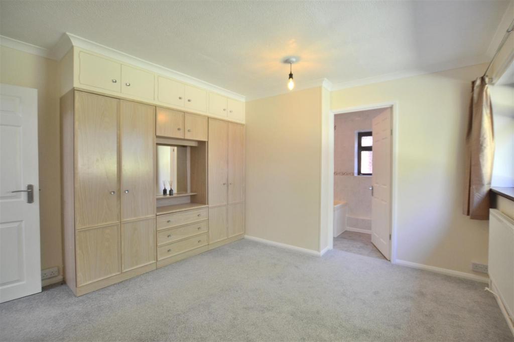 Bedroom One 1.JPG