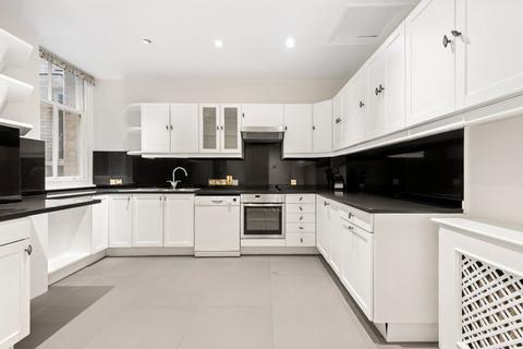 4 bedroom flat to rent, Barkston Gardens, Earls Court, London