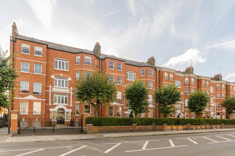 undefined, Fulham Road, Fulham, London, SW6