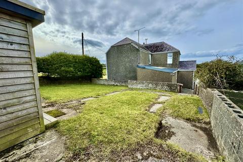 undefined, Llangwnadl, Pwllheli