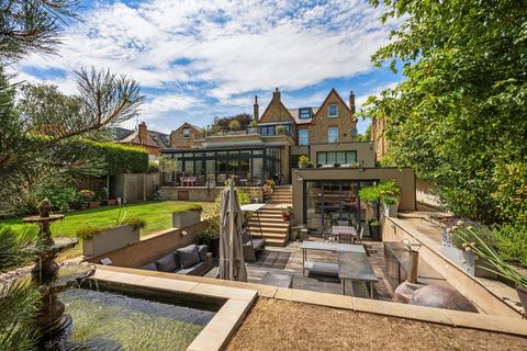 undefined, London SW13