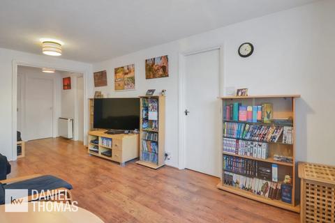 undefined, Eleanor Way, Waltham Cross, EN8
