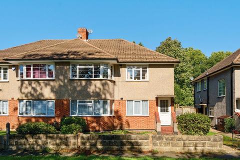 2 bedroom flat for sale, Wickham Road, Shirley, Croydon, CR0