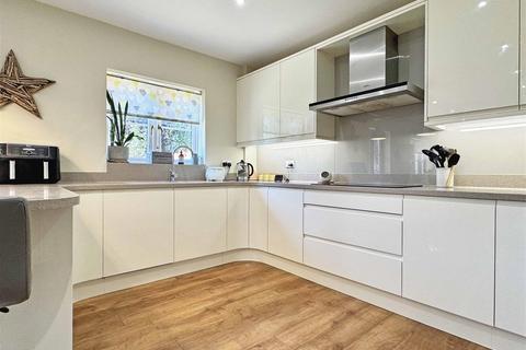 5 bedroom detached house for sale, Mary Ruck Way, Black Notley, Braintree