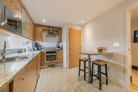 1 bedroom apartment for sale, Cayenne Court, London