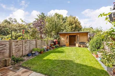 2 bedroom flat for sale, Dunstans Road, East Dulwich, London, SE22
