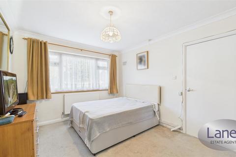 91 Monks Road, Enfield, EN2 8BG
