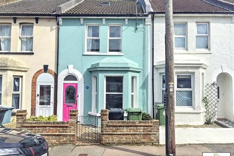 2 bedroom terraced house for sale, Chandler Road, Bexhill-on-Sea, TN39