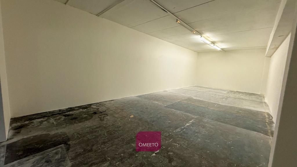 Unit to Let