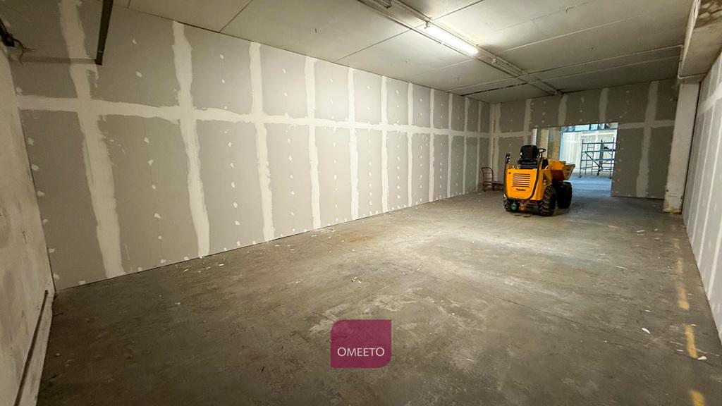 Unit to Rent