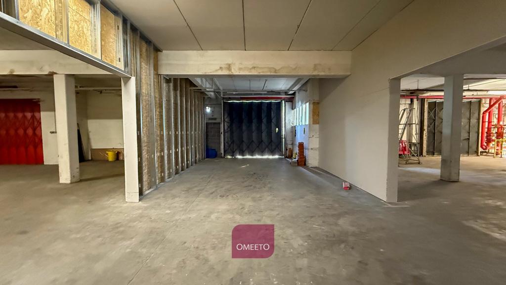 Unit to Let