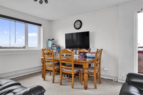 undefined, Leyton Grange, Leyton
