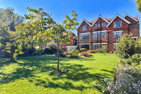 2 bedroom flat for sale, 6 Bolsover Road, Eastbourne