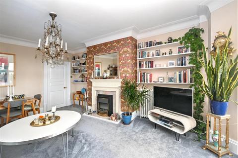 2 bedroom flat for sale, 6 Bolsover Road, Eastbourne