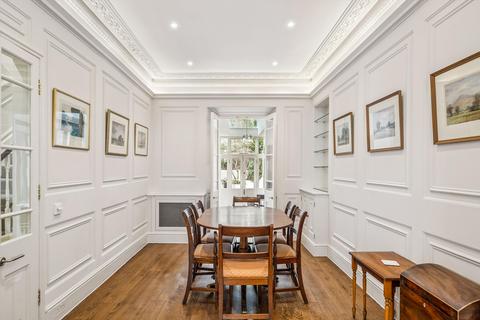 undefined, South Eaton Place, London, SW1W