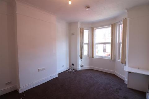 4 bedroom terraced house to rent, Brunswick Road, Coventry CV1