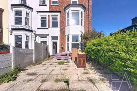 6 bedroom semi-detached house for sale, Bath Street, Southport PR9