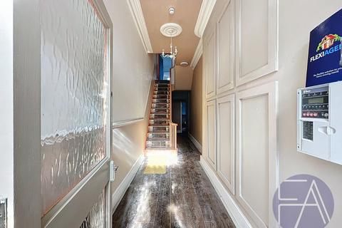 6 bedroom semi-detached house for sale, Bath Street, Southport PR9