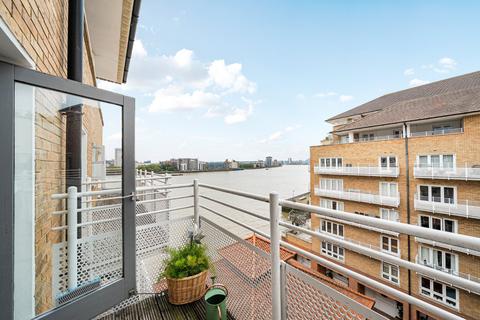 2 bedroom flat for sale, Odessa Street, London, SE16