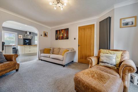13 Dendrum Close, Oakworth, Keighley, BD22 7JQ