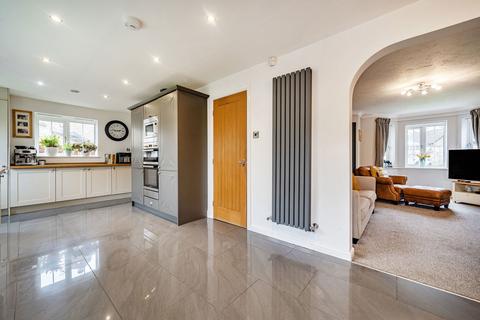 13 Dendrum Close, Oakworth, Keighley, BD22 7JQ